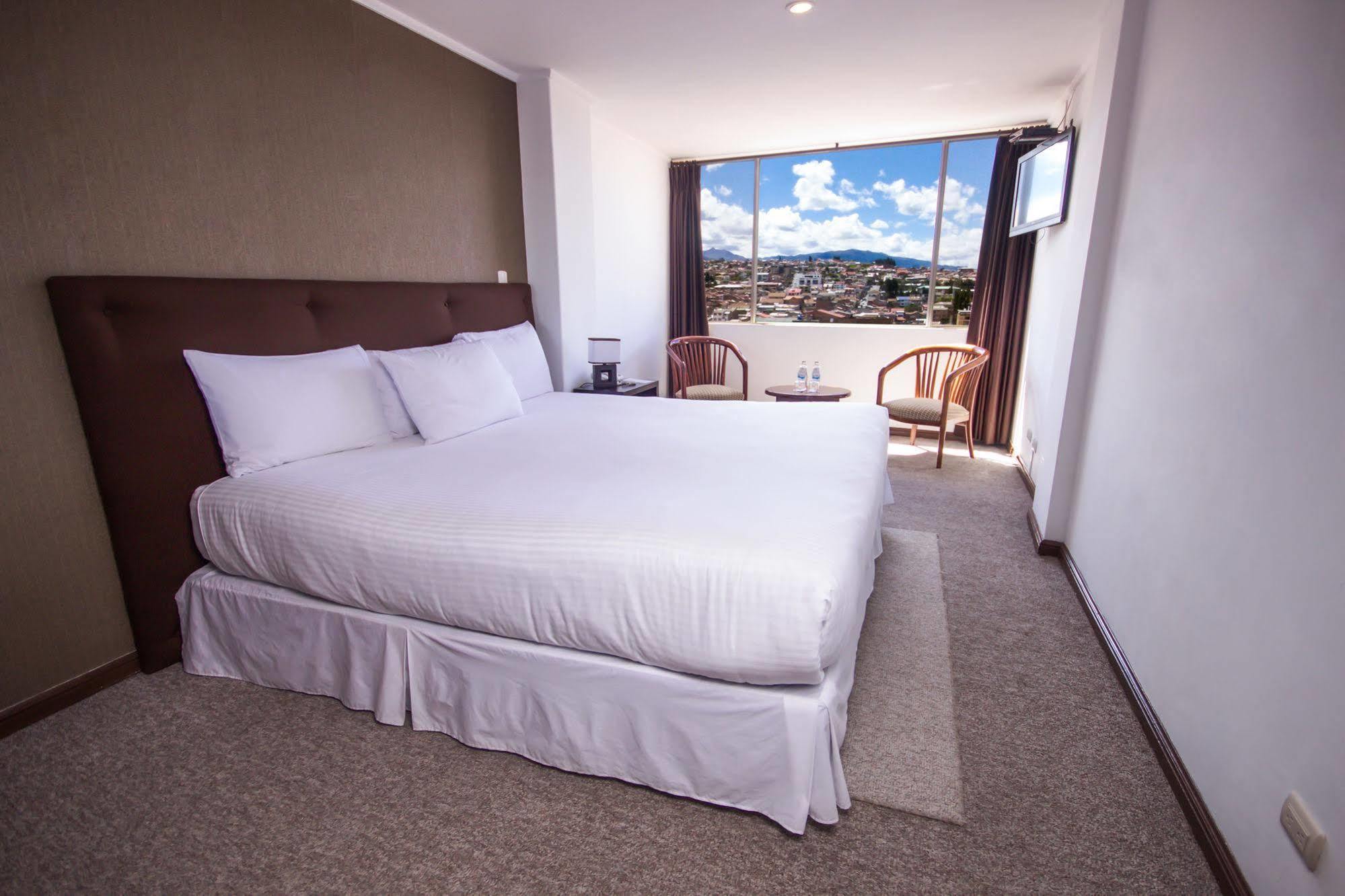 Hotel Presidente Cuenca Eksteriør bilde
